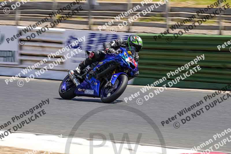 enduro digital images;event digital images;eventdigitalimages;mallory park;mallory park photographs;mallory park trackday;mallory park trackday photographs;no limits trackdays;peter wileman photography;racing digital images;trackday digital images;trackday photos